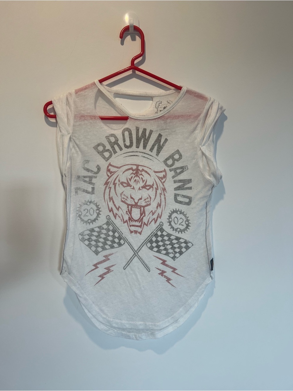 Trunk Ltd. Zac Brown Band White Graphic Tee with Tiger Print small
